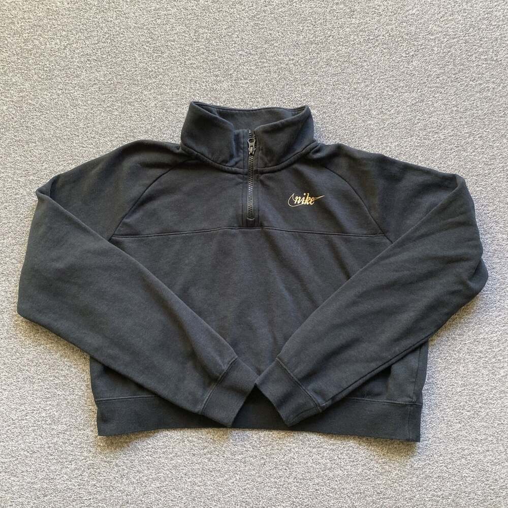 Nike Women's Size Medium Black Cropped Long Sleeve Swoosh Logo Sweater